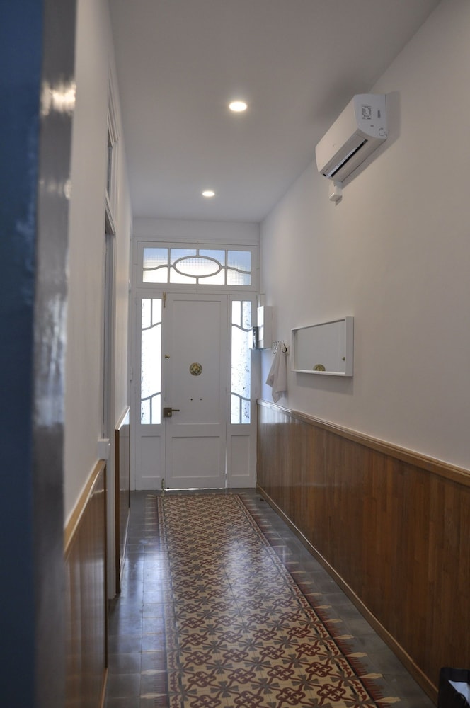 House, 2 Bedrooms, Terrace photo 2
