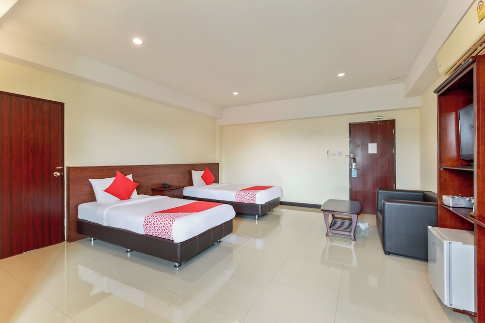 Deluxe Twin Room photo 1