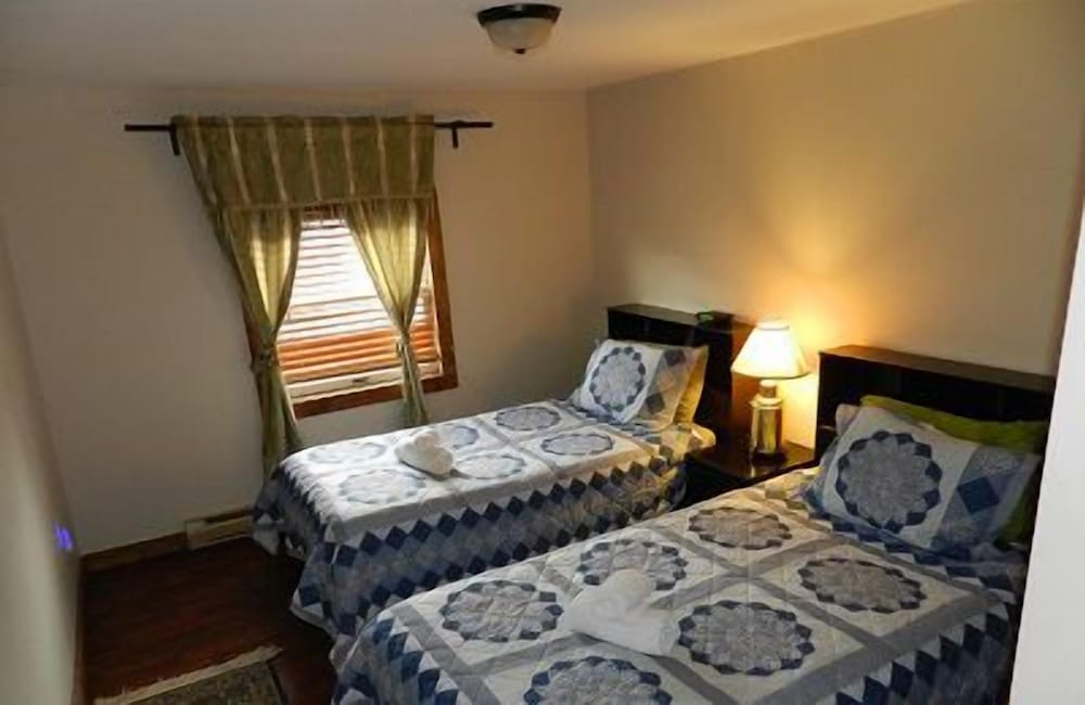 Standard Apartment, 2 Bedrooms, 2 Bathrooms (Unit 5) photo 1