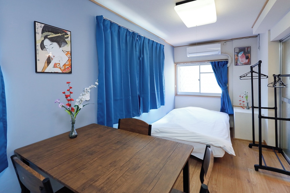 201 photo 1