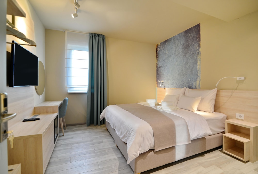 Superior Double or Twin Room photo 1