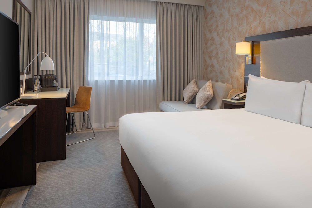 Superior Room, 1 King Bed with Sofa bed photo 2