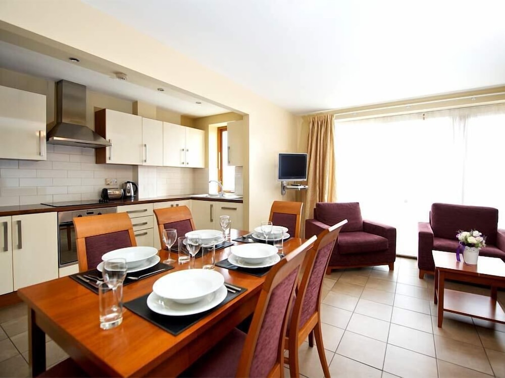 Standard Apartment, 3 Bedrooms - Photo 8
