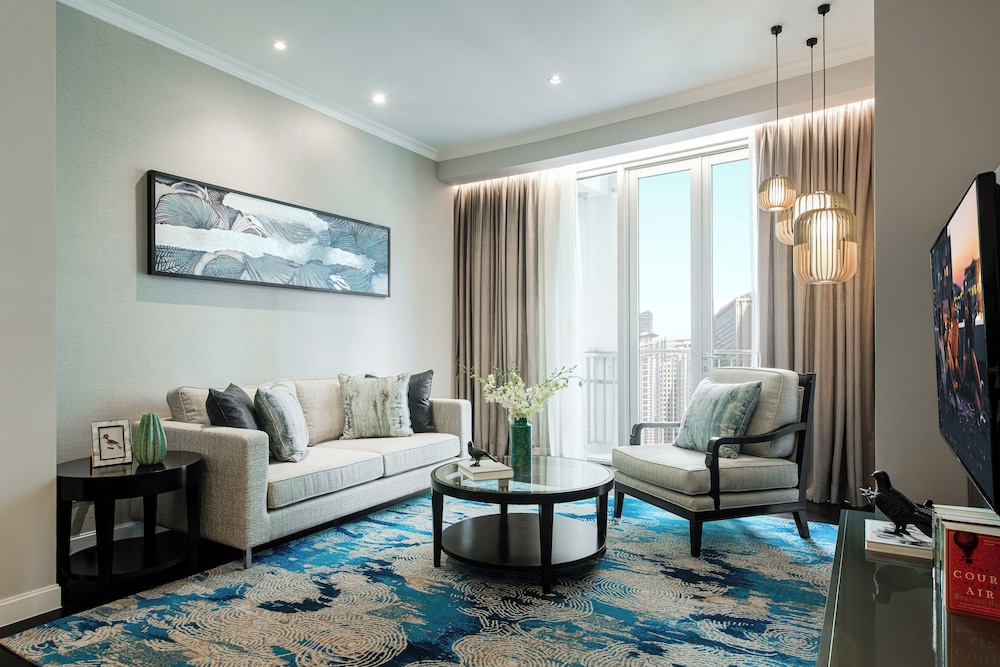 1-Bedroom Premier Twin photo 2