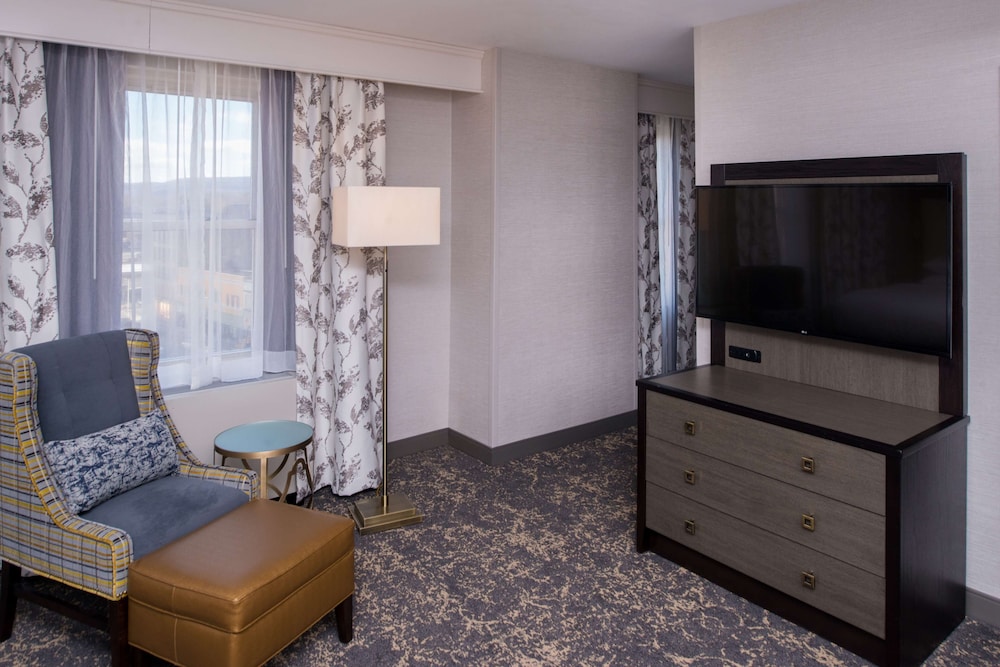 Studio Suite, 1 King Bed, Accessible (Hearing) - Photo 1