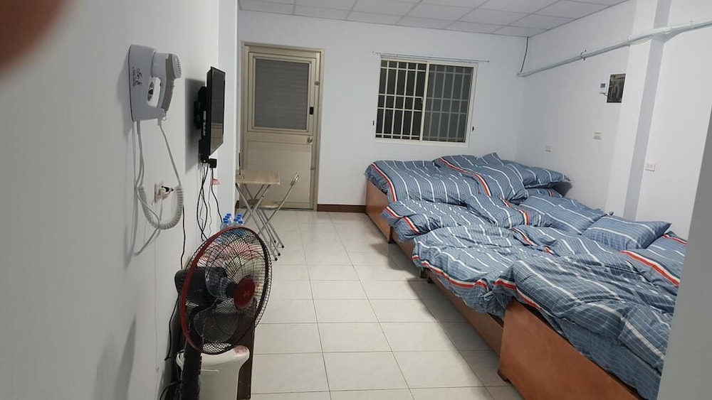 Room photo 2