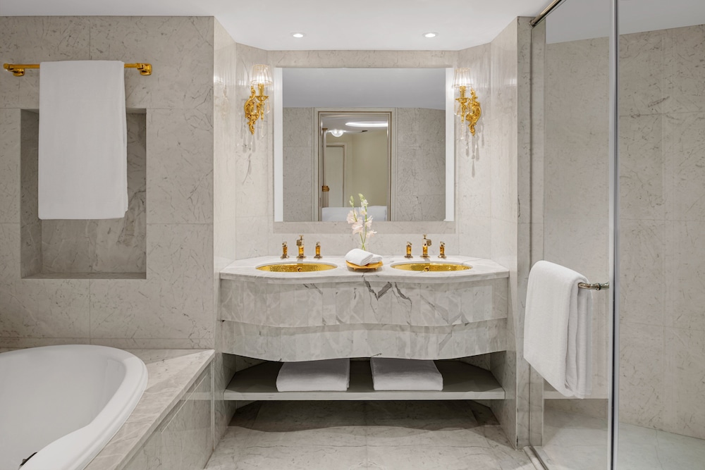 Royal Suite - Photo 4