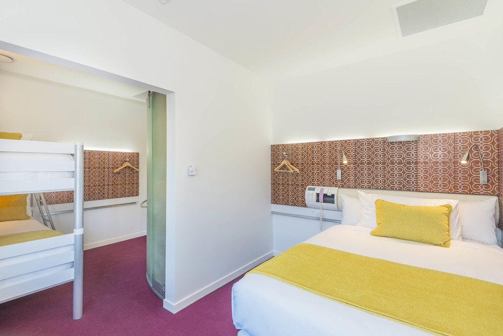 Family Double Room (City Urban)