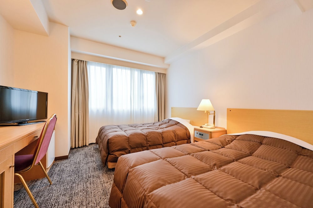 Standard Twin Room, Smoking