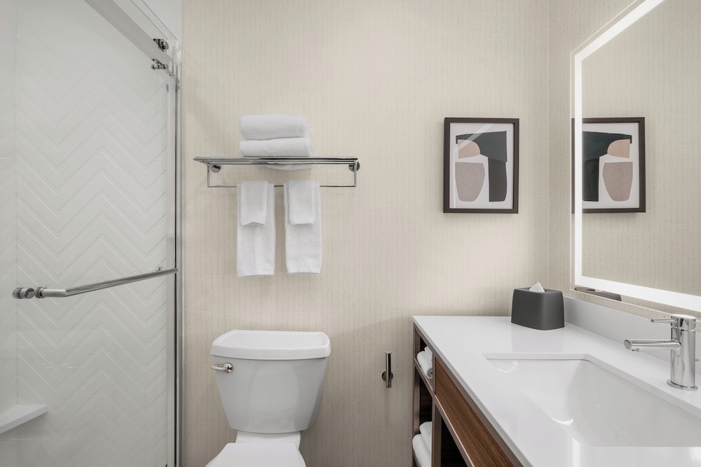 Standard Room, 2 Queen Beds (Walk-In Shower) - Photo 1
