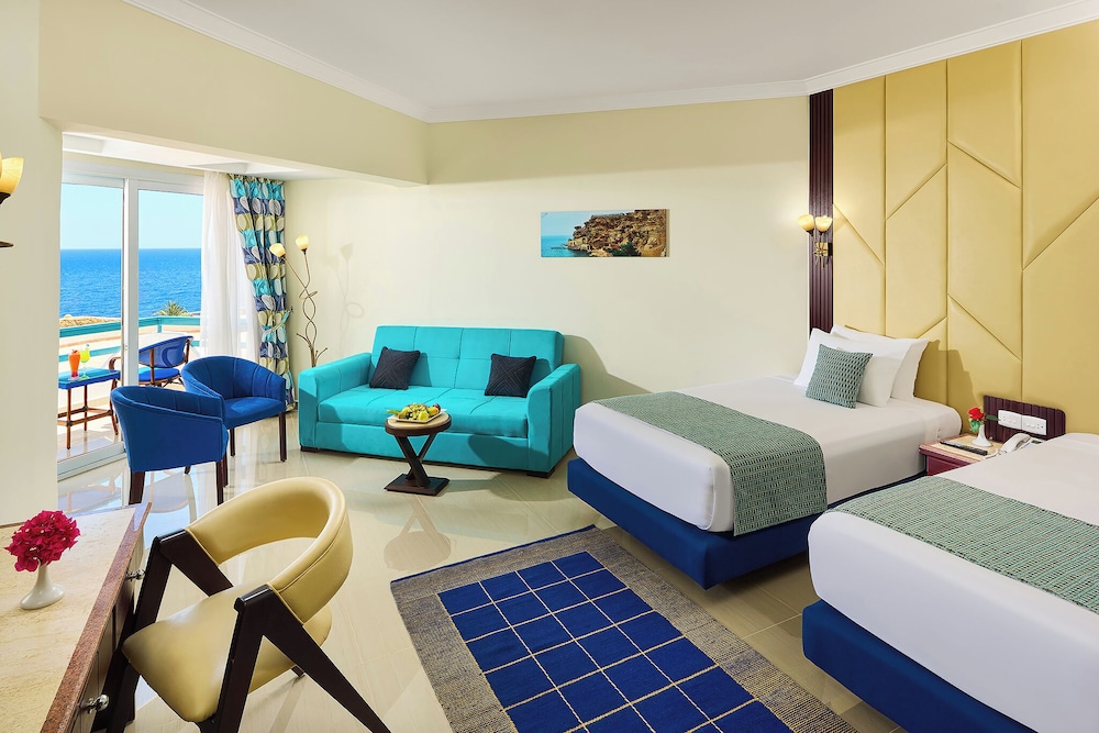 Deluxe Elegant Sea View Room photo 1