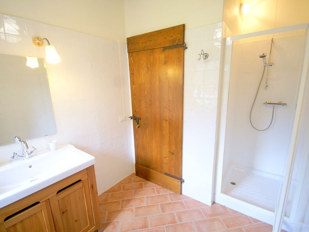 Villa photo 3