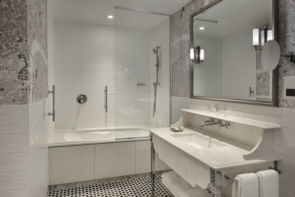 Executive Room, 1 King Bed