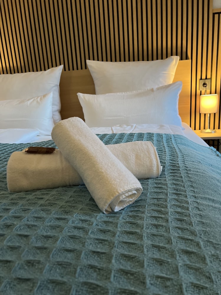 Deluxe Double Room, Private Bathroom photo 3