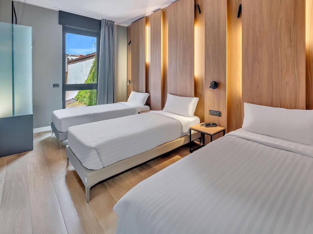 Triple Room, 3 Twin Beds, Non Smoking