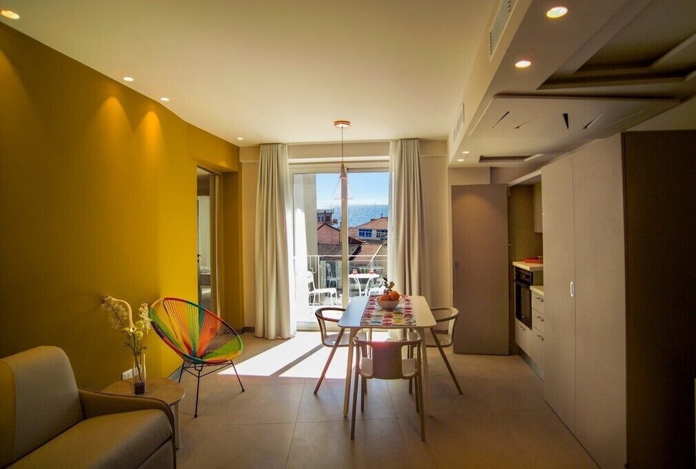 Suite, 2 Bedrooms photo 3