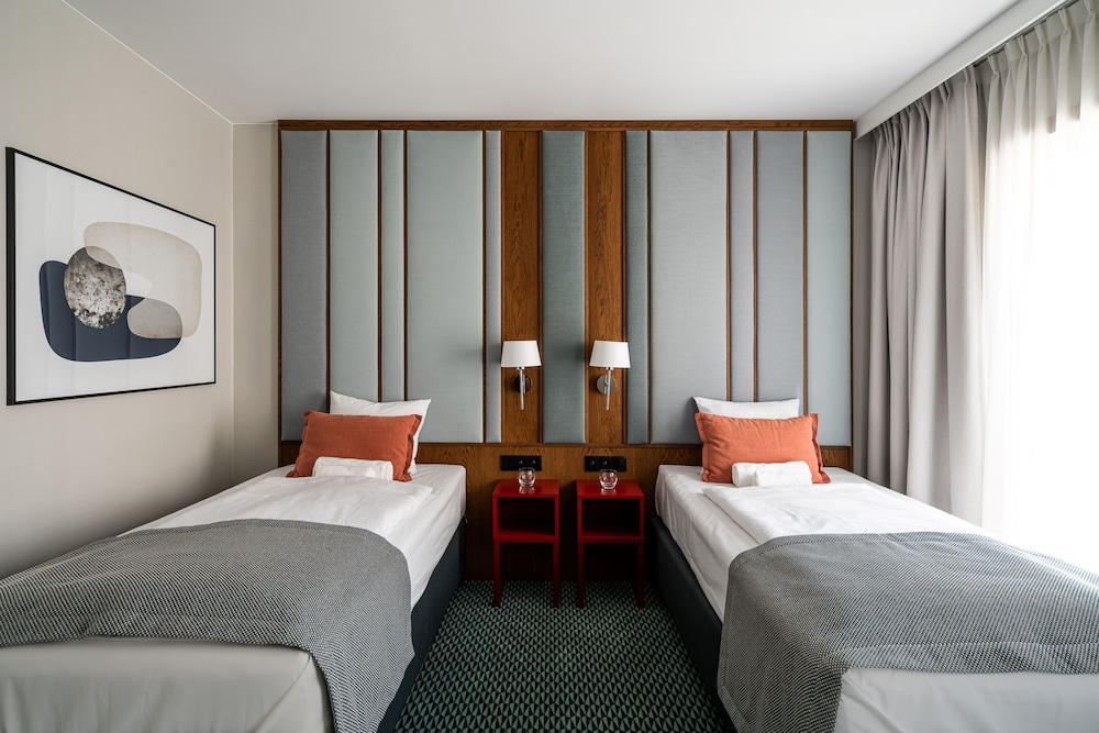 Classic Twin Room