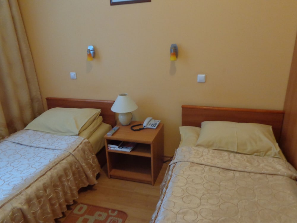 Standard Twin Room photo 1
