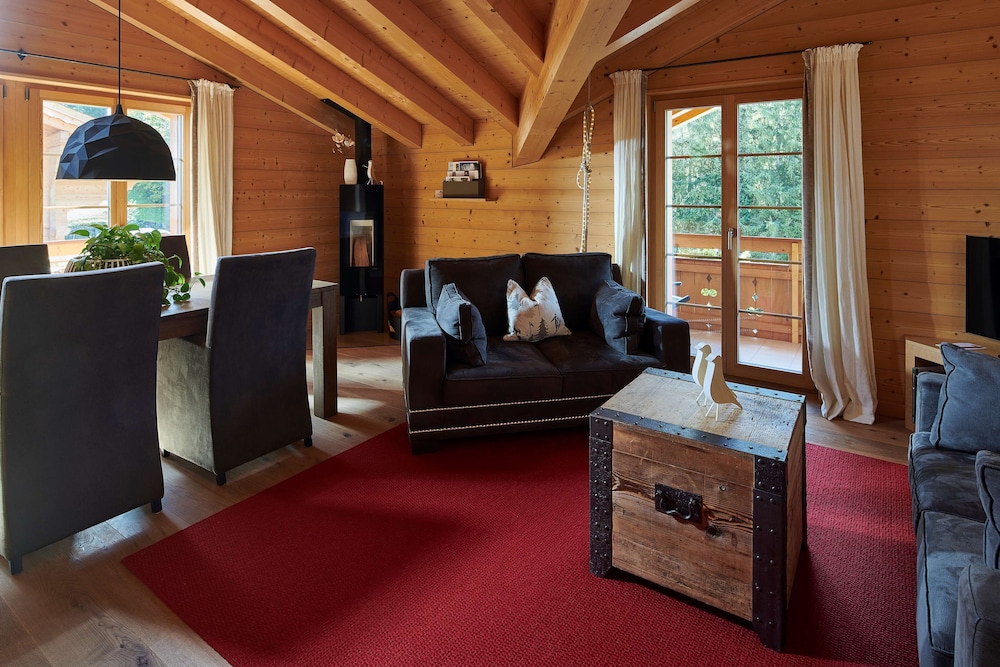Deluxe Suite (Partial View)