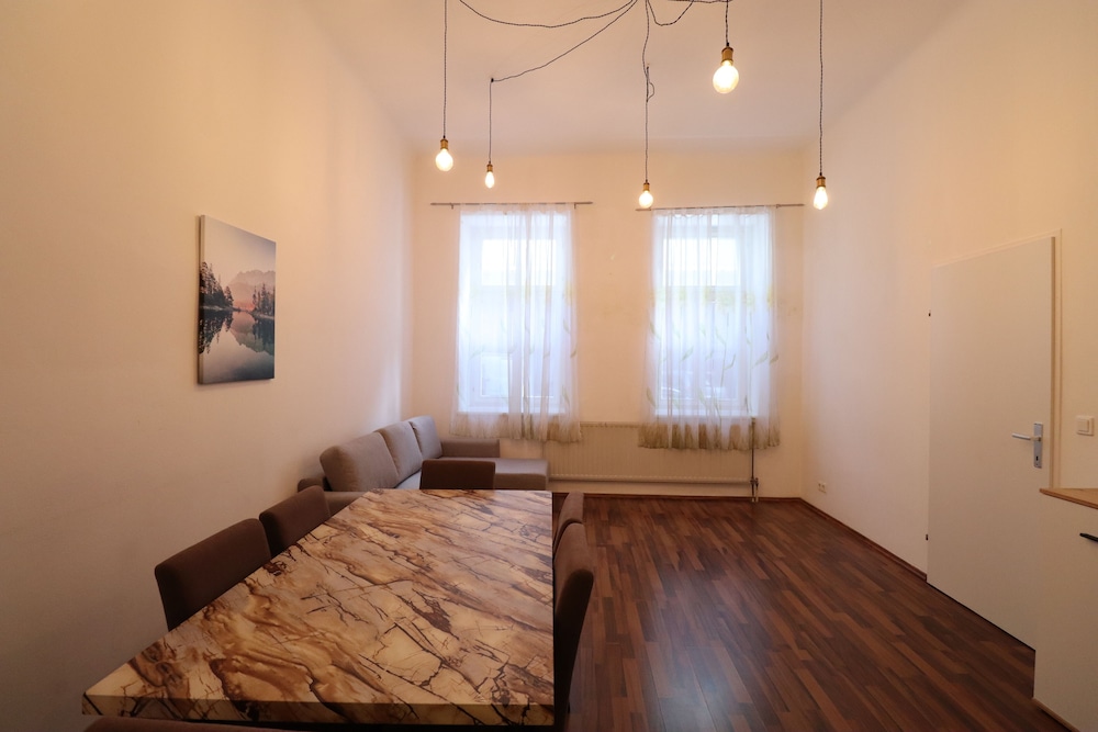 Deluxe Apartment, Kitchen, Courtyard View photo 1