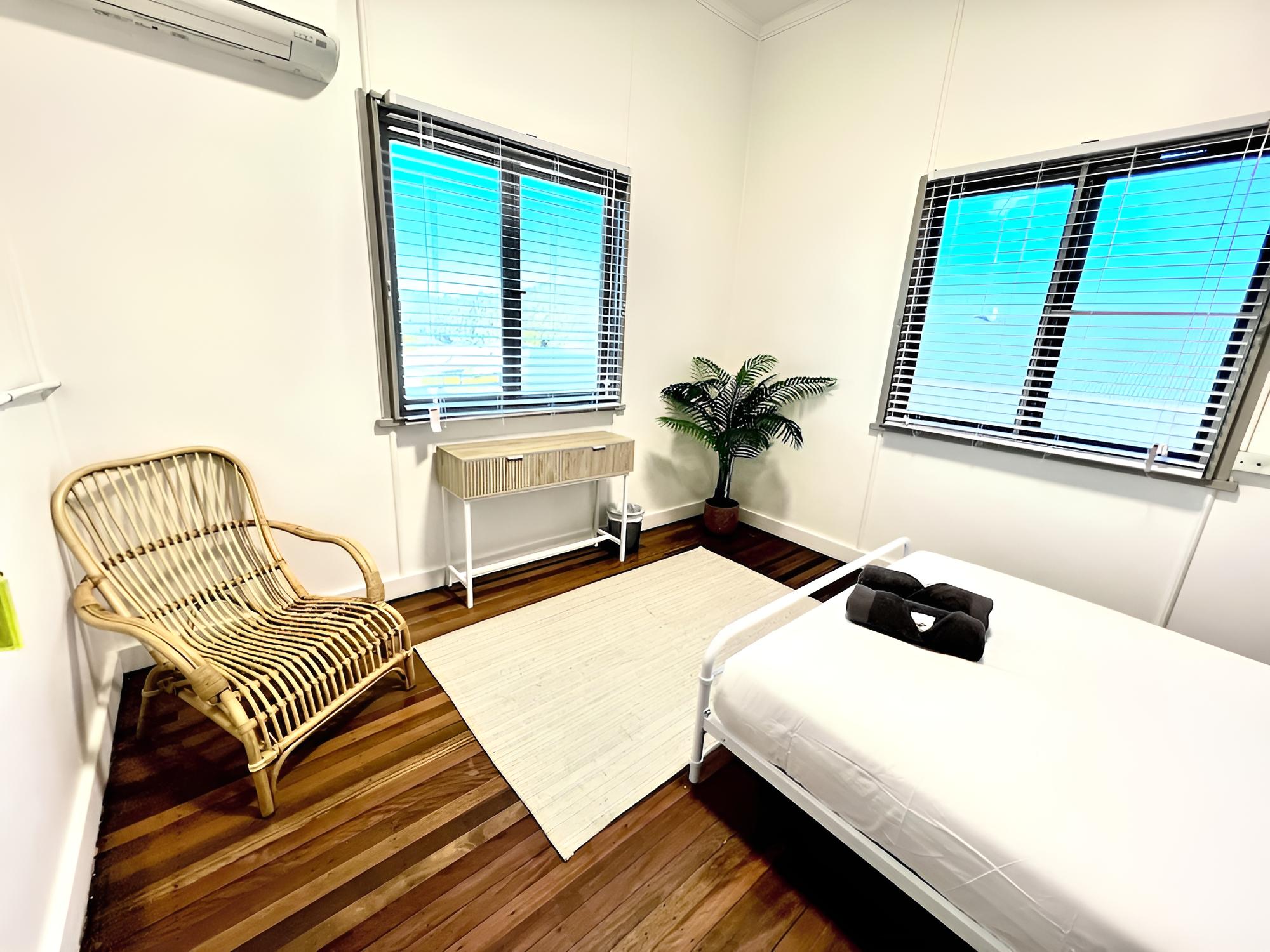 Family Triple Room, 3 Bedrooms, Non Smoking, Private Bathroom photo 3