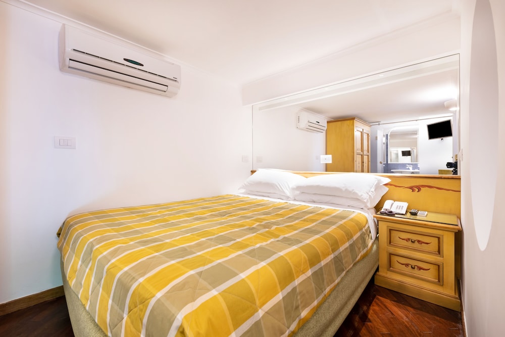 Economy Single Room