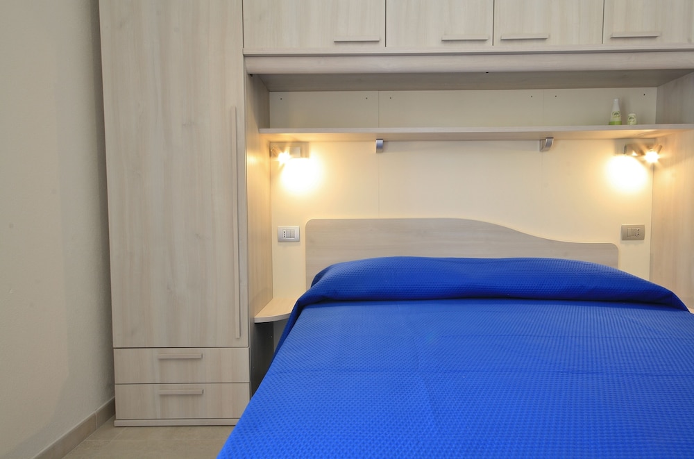 Double Room - Photo 5