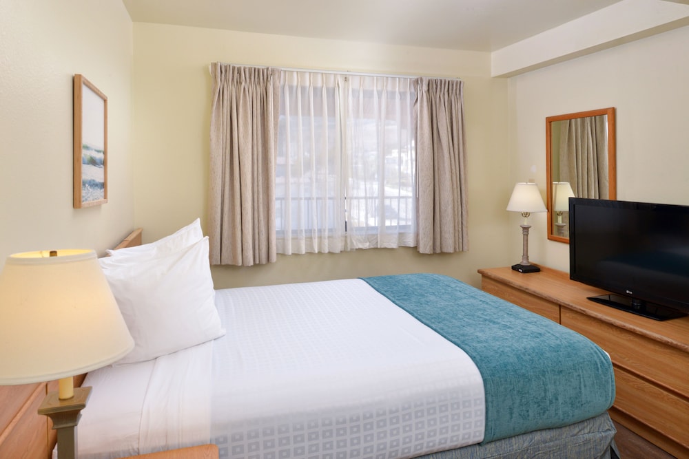Oversized Suite photo 1
