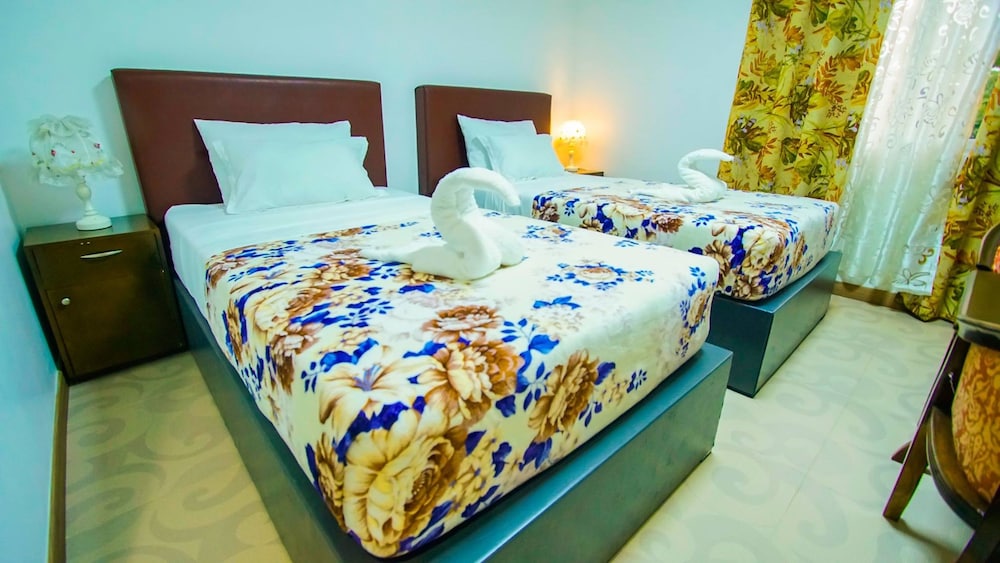 Deluxe Queen Double Room
