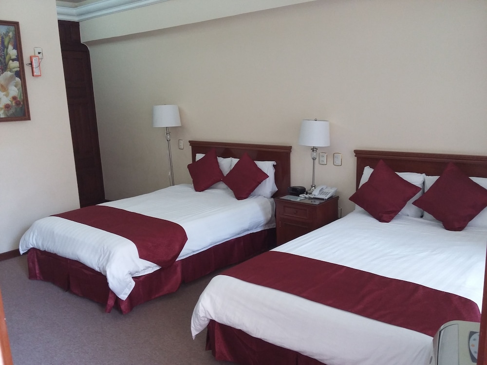 Single Room, 2 Double Beds