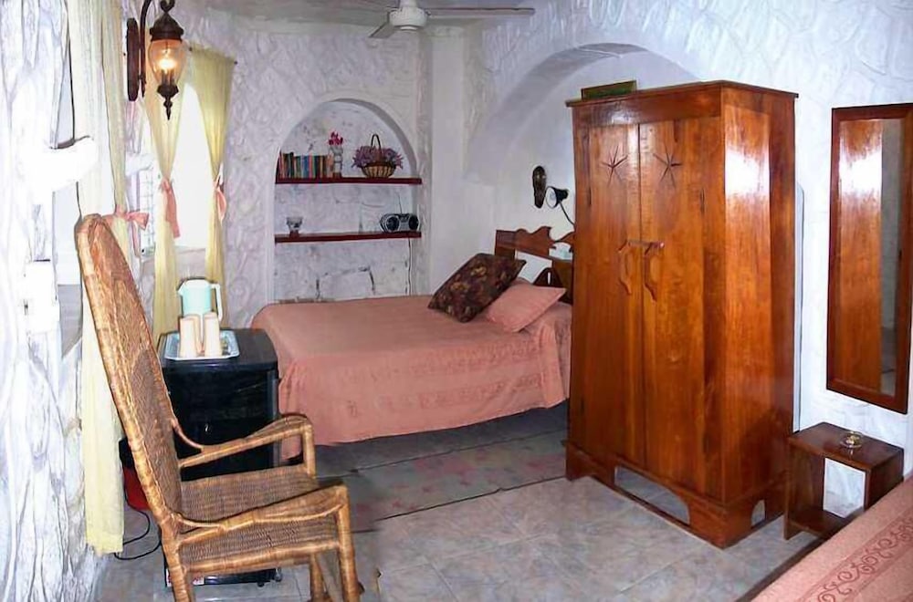 Presidential Penthouse, 1 Queen Bed, Kitchen, Ocean View photo 2
