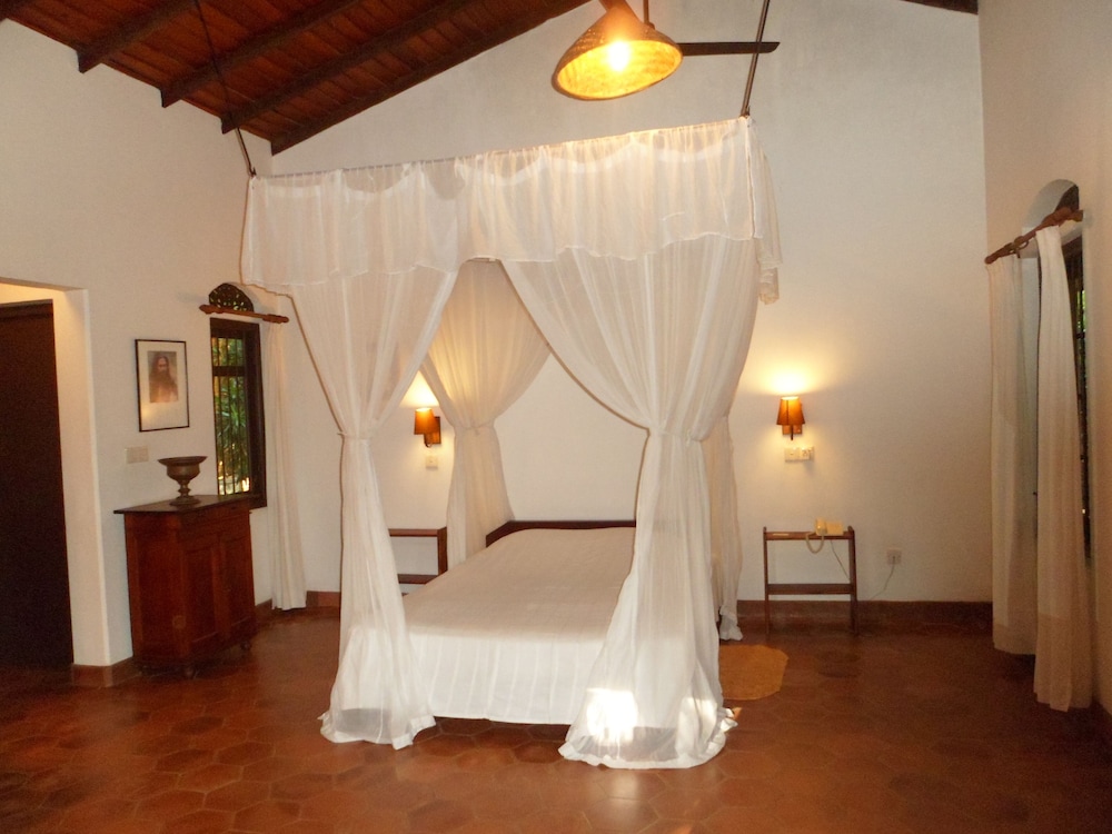 Basic Double Room