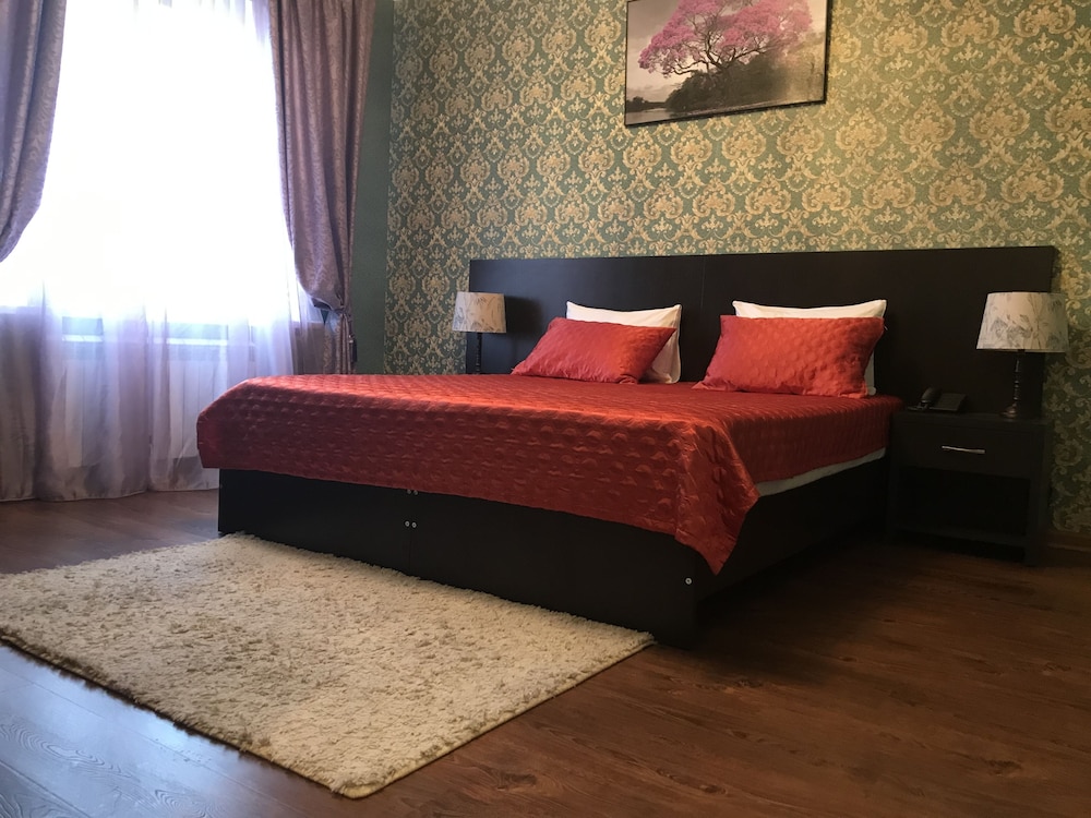 Family Room, 1 Bedroom photo 3
