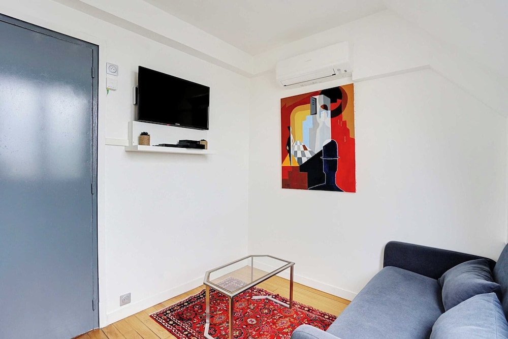 Apartment photo 3