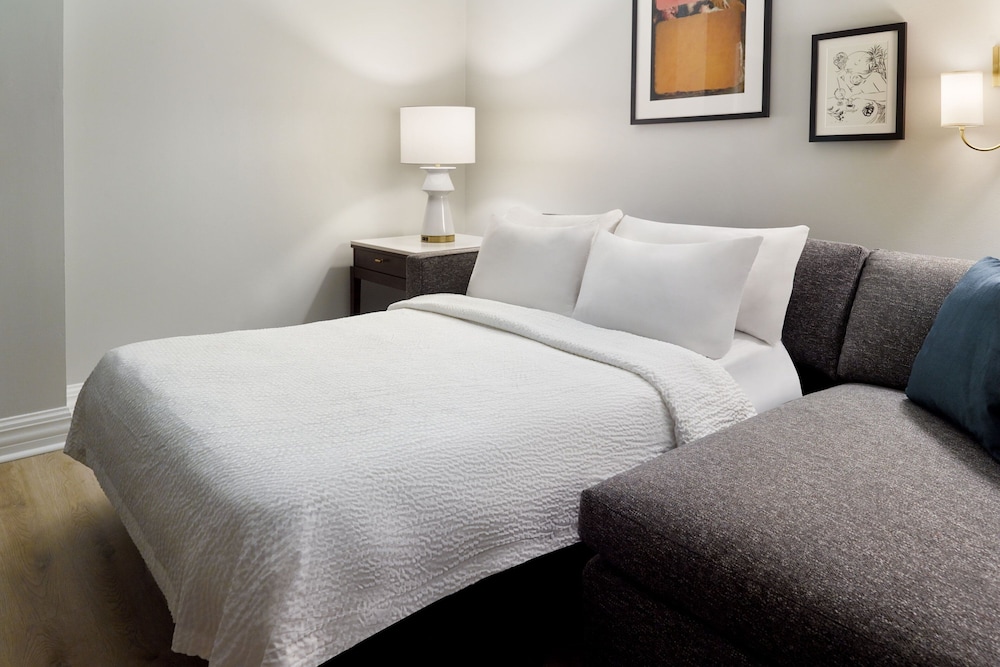 Suite, 1 Bedroom (Mobility Accessible, Tub) photo 1