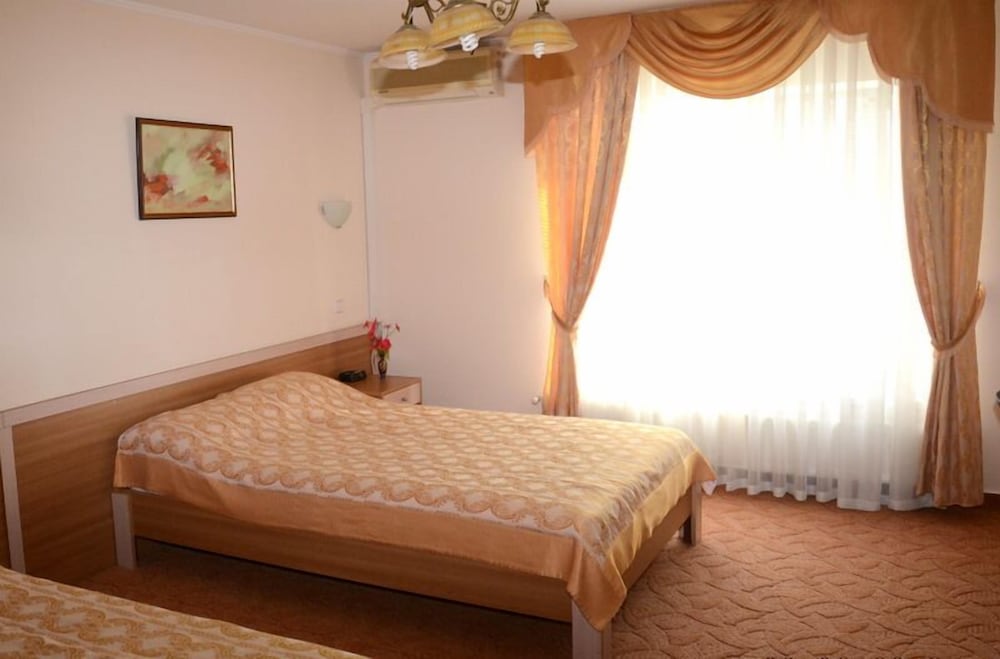 Standard Double Room photo 3