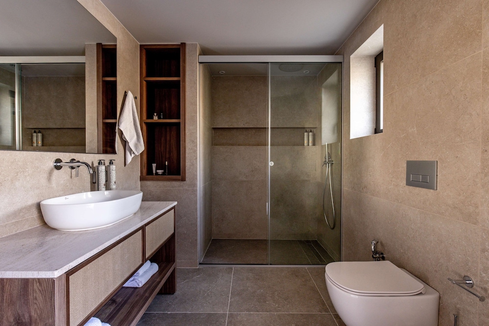 Family Suite - Photo 15