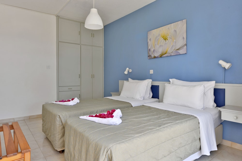 Family Apartment, 1 Bedroom, Garden View - Photo 3