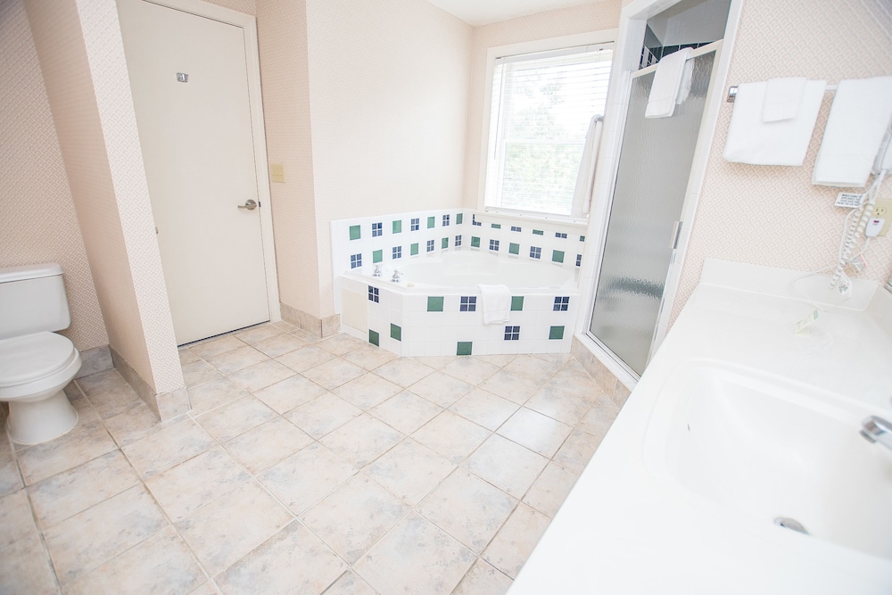 King Suite with Parlor photo 3
