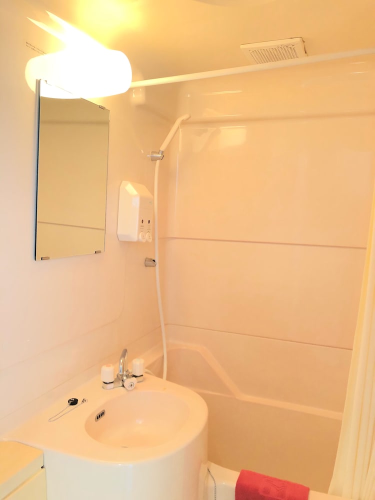 Economy Double Room - Photo 2