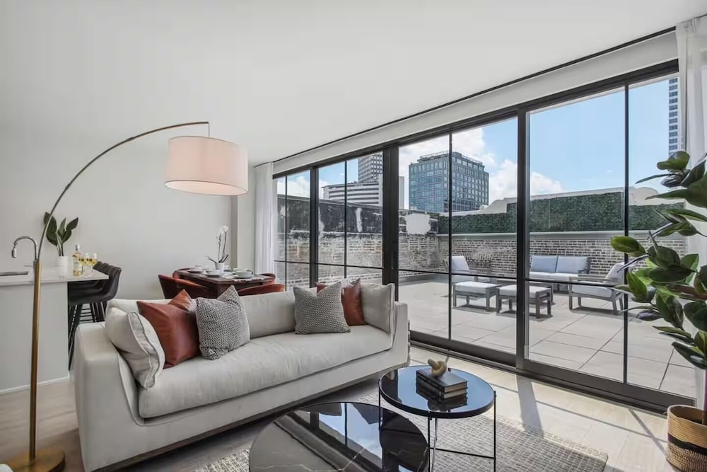 Deluxe Apartment, 5 Bedrooms, Terrace