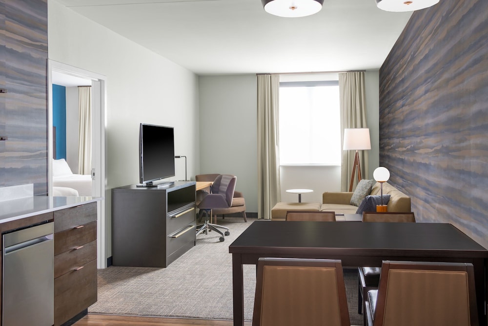 Suite, 1 Bedroom photo 3