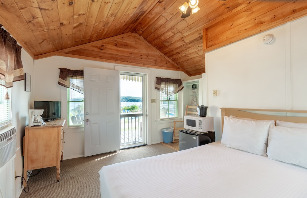 Cottage (Small) photo 1
