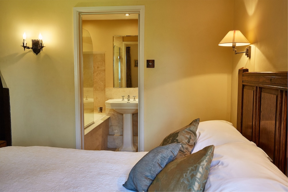 Classic Double Room photo 2