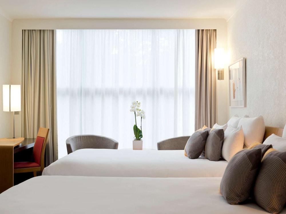 Available room