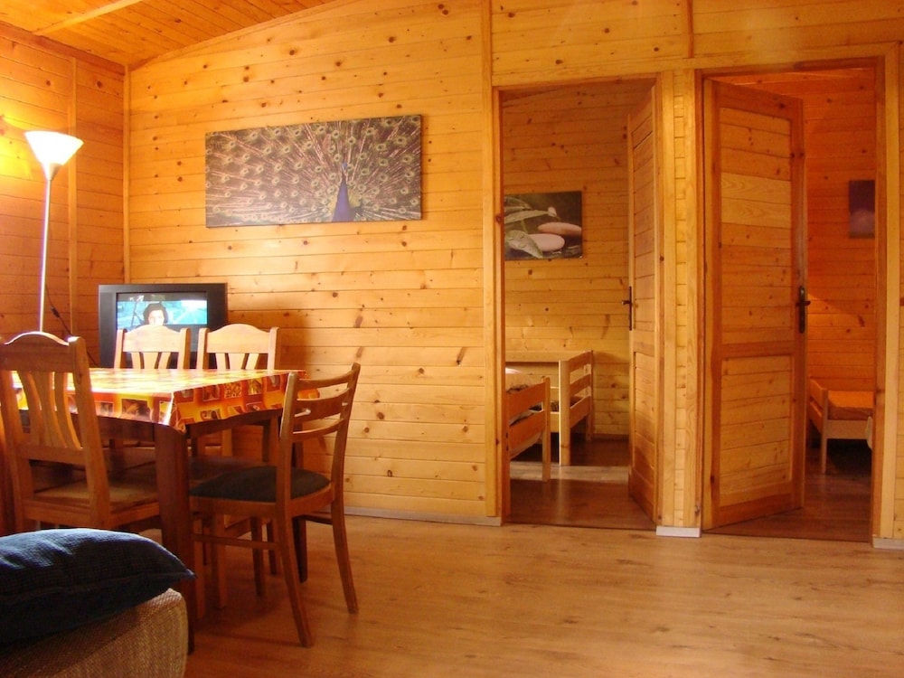Basic Chalet, Multiple Beds (nr 2 ) photo 1