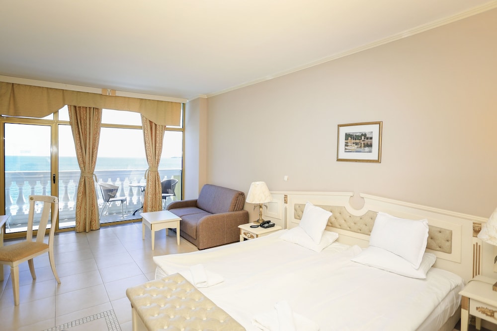 Double Room, Balcony, Sea View