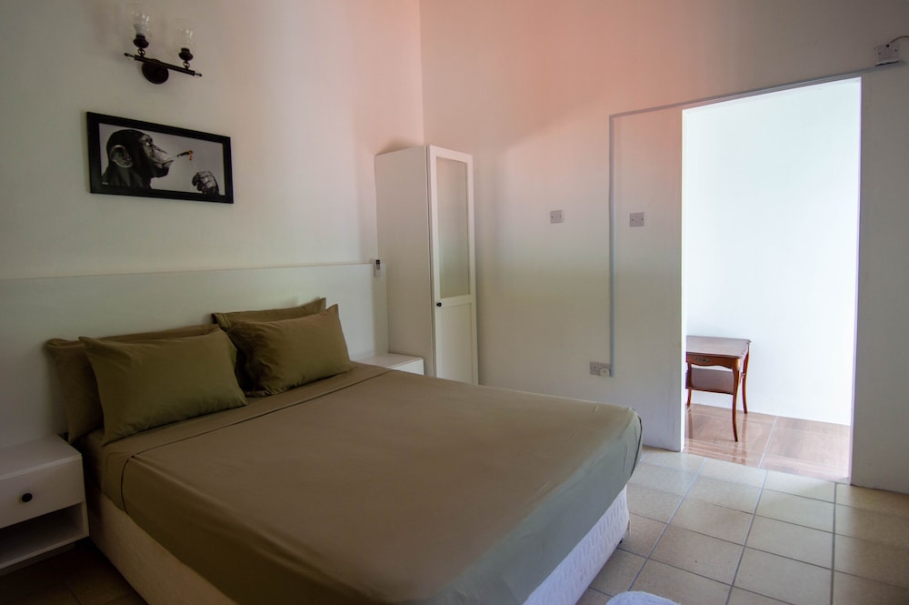 Superior Studio Suite photo 1