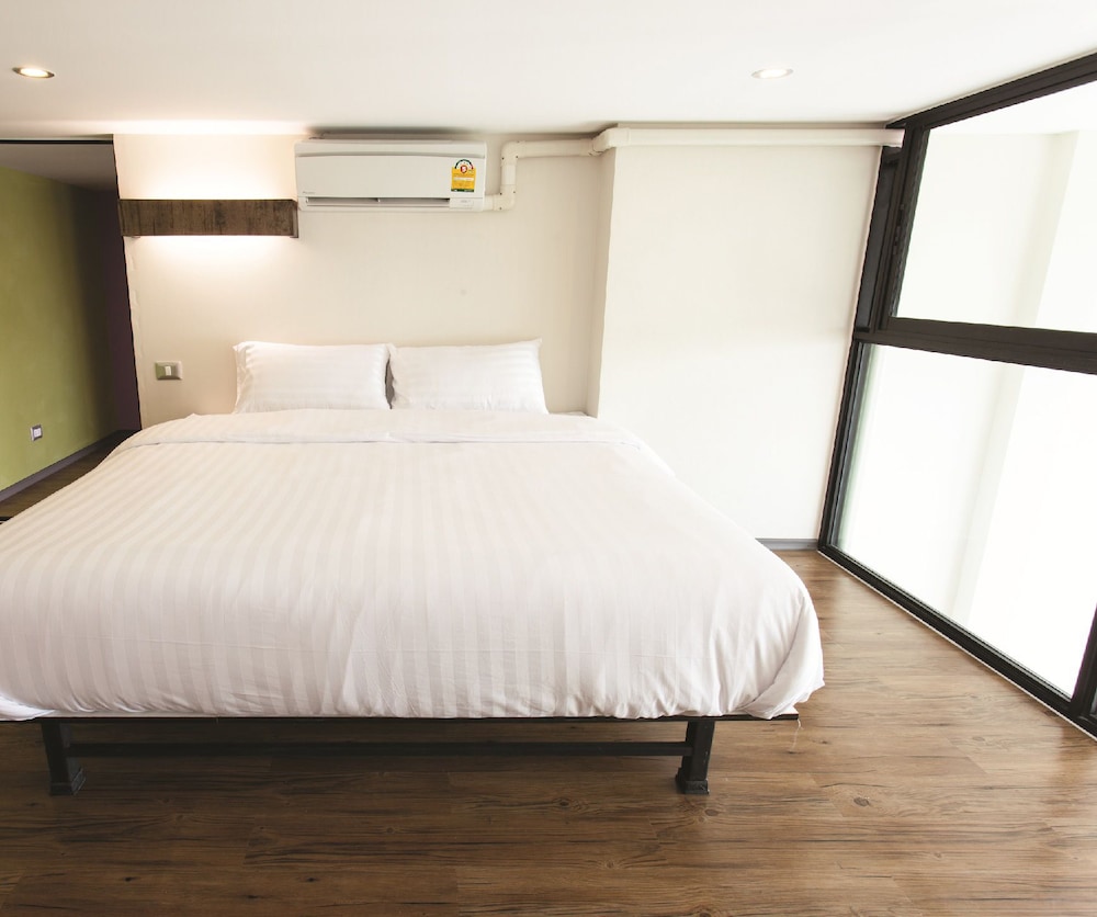 Duplex, 1 Bedroom photo 1