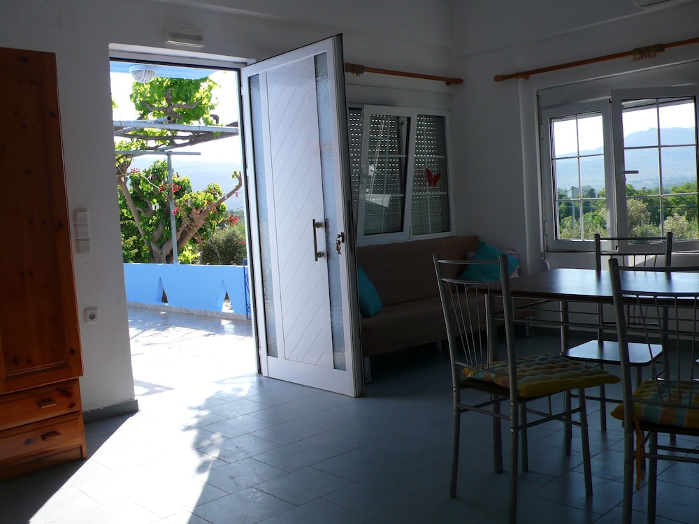 Apartment, Valley View photo 2